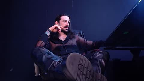 Snapshot of axelcolton chatting on October 2025 10:05:01 AM AxelColton online show from October 2025 10:05:01 AM