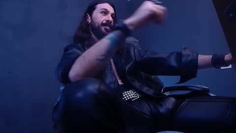 Snapshot of axelcolton chatting on November 2025 06:56:02 AM AxelColton online show from November 2025 06:56:02 AM