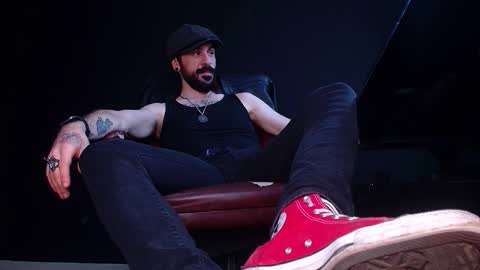 Snapshot of axelcolton chatting on November 2025 06:27:01 AM AxelColton online show from November 2025 06:27:01 AM