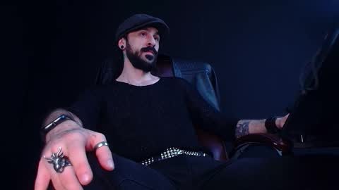 Snapshot of axelcolton chatting on November 2025 07:56:01 AM AxelColton online show from November 2025 07:56:01 AM