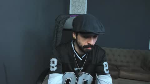 Snapshot of axelcolton chatting on January 2026 11:46:02 AM AxelColton online show from January 2026 11:46:02 AM