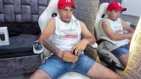 Axell Cross2 online show from February 2025 11:49:01 PM