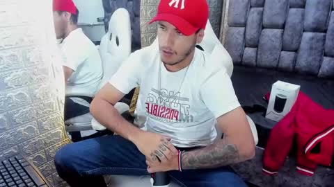 Axell Cross2 online show from February 2025 10:21:02 PM