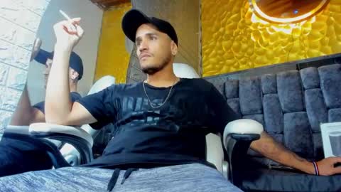 Axell Cross2 online show from March 2025 08:07:02 PM