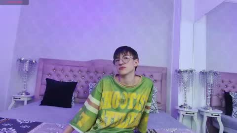 axell_stone online show from June 2026 07:30:01 PM