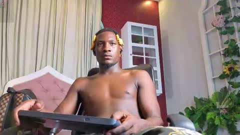 axel online show from July 2026 09:32:01 PM