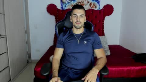 Axel online show from April 2026 12:00:02 AM