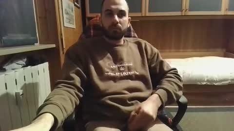 Axel online show from December 2024 07:43:02 PM