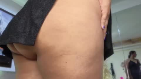 Axhley online show from September 2025 03:50:02 AM