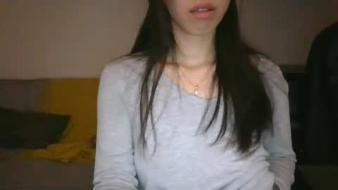 axue online show from April 2026 08:48:02 PM