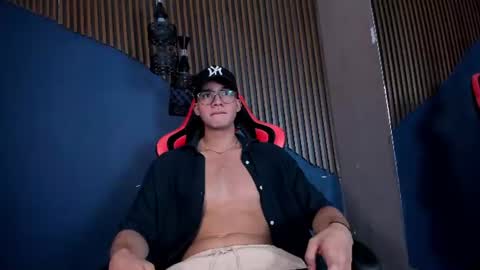 AXXELMEN online show from July 2026 08:44:02 PM