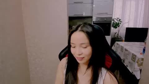 Snapshot of aya_moon chatting on November 2025 06:05:02 AM Aya Moon online show from November 2025 06:05:02 AM