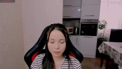 Snapshot of aya_moon chatting on December 2025 05:37:02 AM Aya Moon online show from December 2025 05:37:02 AM