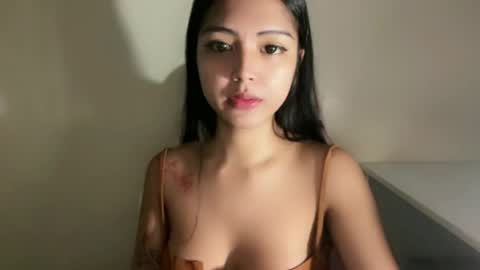 ayalvrs18 online show from July 2026 06:15:02 PM