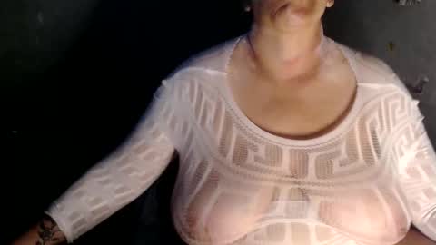 ayantipondz69 online show from October 2025 01:24:02 AM