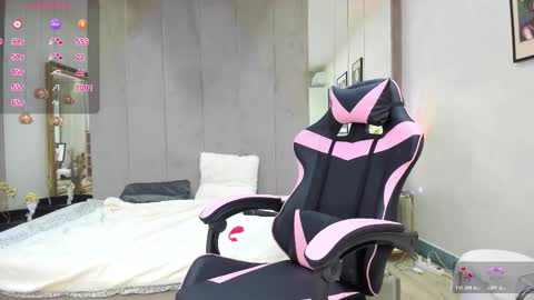 SundyRose online show from November 2025 07:59:02 PM