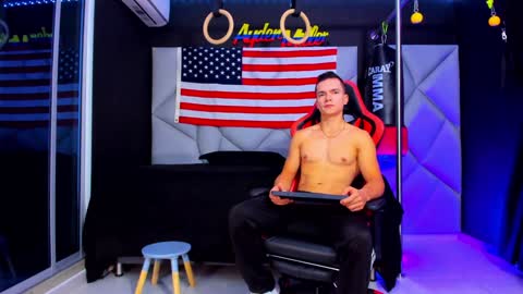 Snapshot of aydenmillerdom chatting on February 2025 12:55:01 PM Ayden Miller online show from February 2025 12:55:01 PM