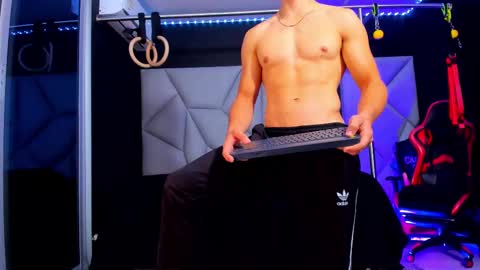 Snapshot of aydenmillerdom chatting on March 2025 11:42:02 AM Ayden Miller online show from March 2025 11:42:02 AM