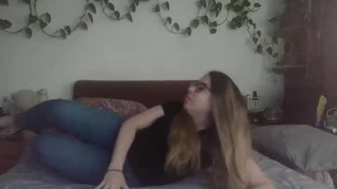 ayelenar online show from November 2025 11:36:02 PM