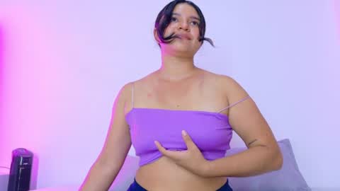 Snapshot of ayheleen_sexygirl3 chatting on August 2026 08:44:01 PM Mariana online show from August 2026 08:44:01 PM