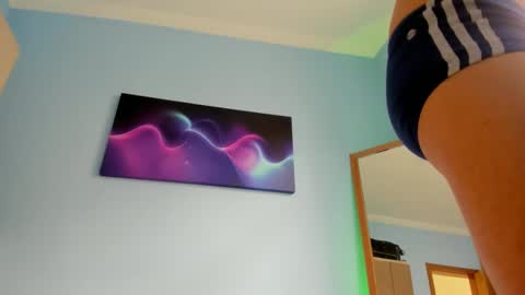 Andr  online show from October 2025 01:52:01 PM