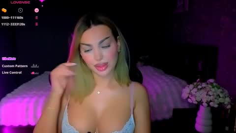  Ayla Demir  online show from March 2026 09:43:01 PM