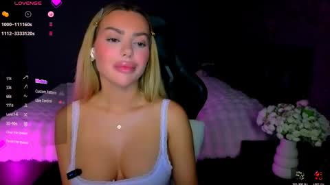  Ayla Demir  online show from May 2026 08:04:02 PM