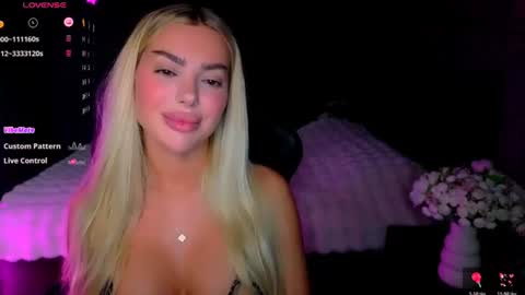  Ayla Demir  online show from June 2026 08:13:02 PM