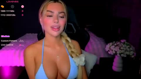  Ayla Demir  online show from June 2026 08:09:02 PM