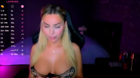  Ayla Demir  online show from July 2026 08:52:02 PM