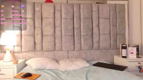 Snapshot of ayla_han chatting on March 2026 04:29:01 AM ayla_han online show from March 2026 04:29:01 AM