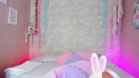 Ayla online show from May 2026 05:25:01 AM