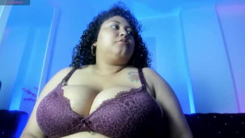 Ayliinn  online show from March 2026 01:09:01 AM