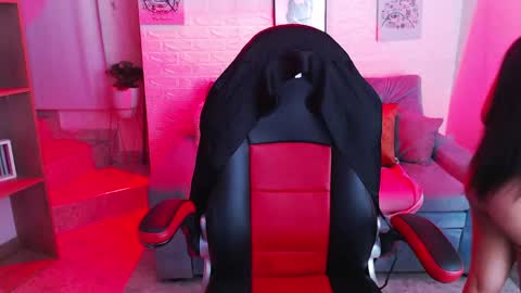 Aylin online show from September 2025 03:28:01 AM