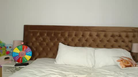 Snapshot of aylinhoney chatting on January 2025 04:29:01 AM Aylin online show from January 2025 04:29:01 AM