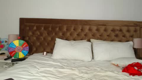 Snapshot of aylinhoney chatting on January 2025 04:52:01 AM Aylin online show from January 2025 04:52:01 AM