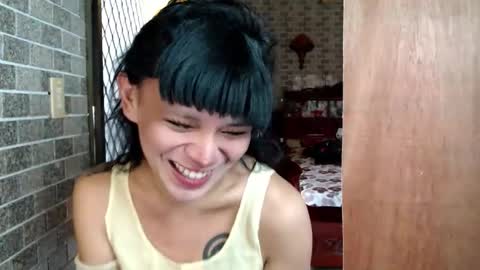 aymkyline online show from November 2025 02:42:02 AM