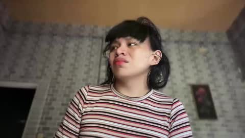 Snapshot of aymkyline chatting on April 2026 01:38:02 AM aymkyline online show from April 2026 01:38:02 AM