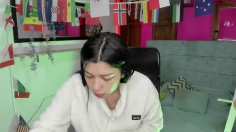 Aysha online show from June 2026 03:29:02 AM