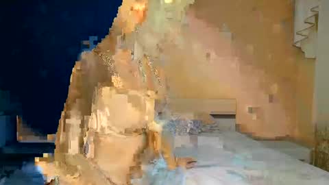 Snapshot of ayshekisskitty chatting on February 2025 04:03:01 PM ViktoranMary online show from February 2025 04:03:01 PM