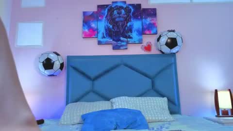 aytanamoon online show from July 2026 03:32:01 AM