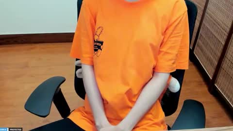 Snapshot of ayumianzu chatting on December 2025 12:07:02 AM anzu online show from December 2025 12:07:02 AM