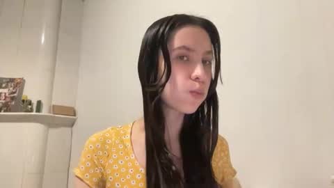 Snapshot of ayyababys chatting on June 2026 10:14:02 PM angel ayya online show from June 2026 10:14:02 PM