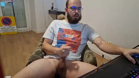 Snapshot of azagal22 chatting on January 2025 08:02:02 AM justin online show from January 2025 08:02:02 AM