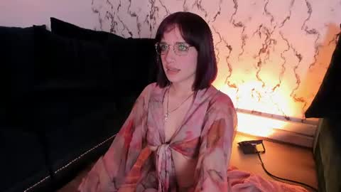 Azahara online show from June 2026 06:13:02 PM