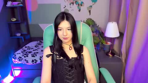 Azaliya online show from December 2025 05:50:02 AM