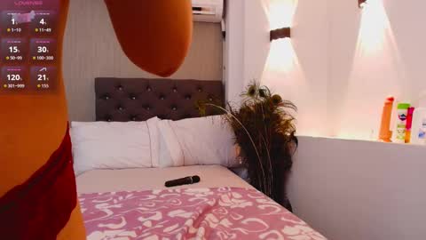 Snapshot of azaria_w chatting on September 2025 03:19:02 AM Adriana online show from September 2025 03:19:02 AM