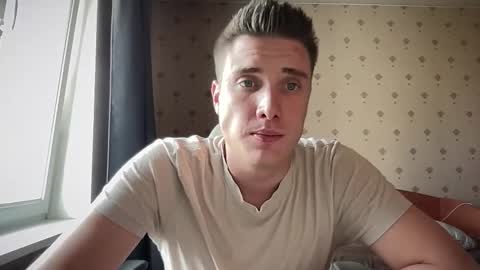 Snapshot of azazelmax chatting on October 2025 10:46:02 AM azazelmax online show from October 2025 10:46:02 AM