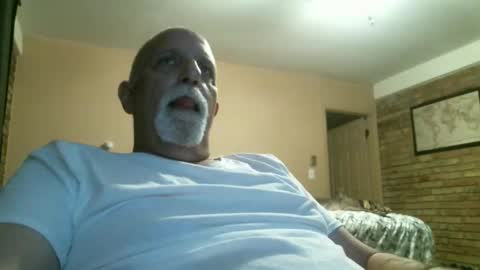 azjohnny online show from April 2026 02:23:02 AM