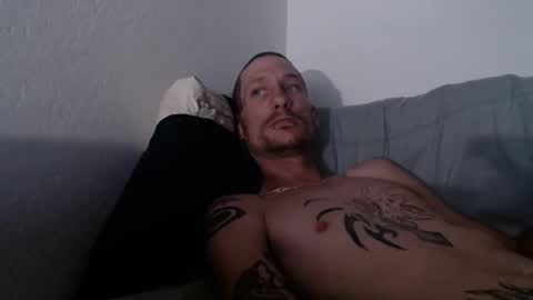 Snapshot of azrider480 chatting on September 2025 09:21:01 AM Rider online show from September 2025 09:21:01 AM